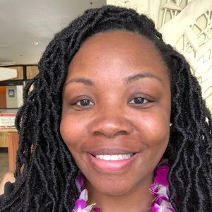 Meet your Posher, Felicia